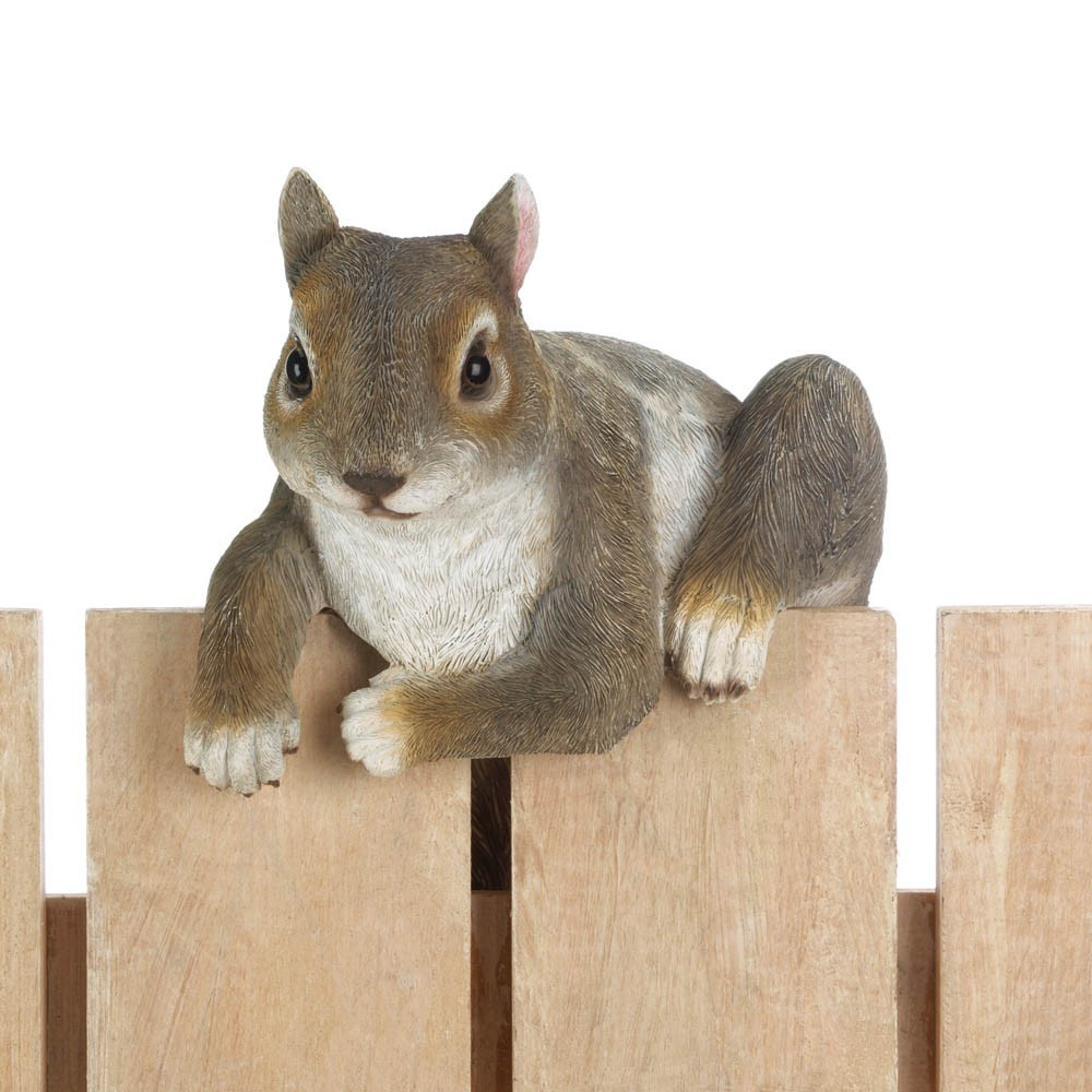 Climbing "Chip" Squirrel Decor